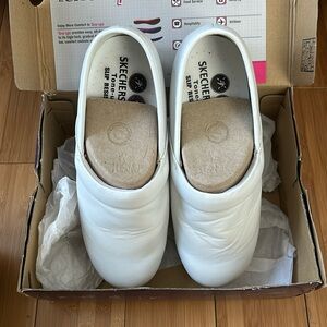 Skechers Clog SR White